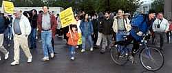 protest rallyers