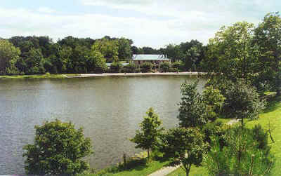 Hoyt Lake (Click to Enlarge)