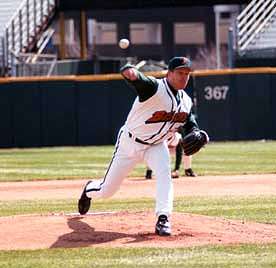 Scott Sanders sending one over the plate
